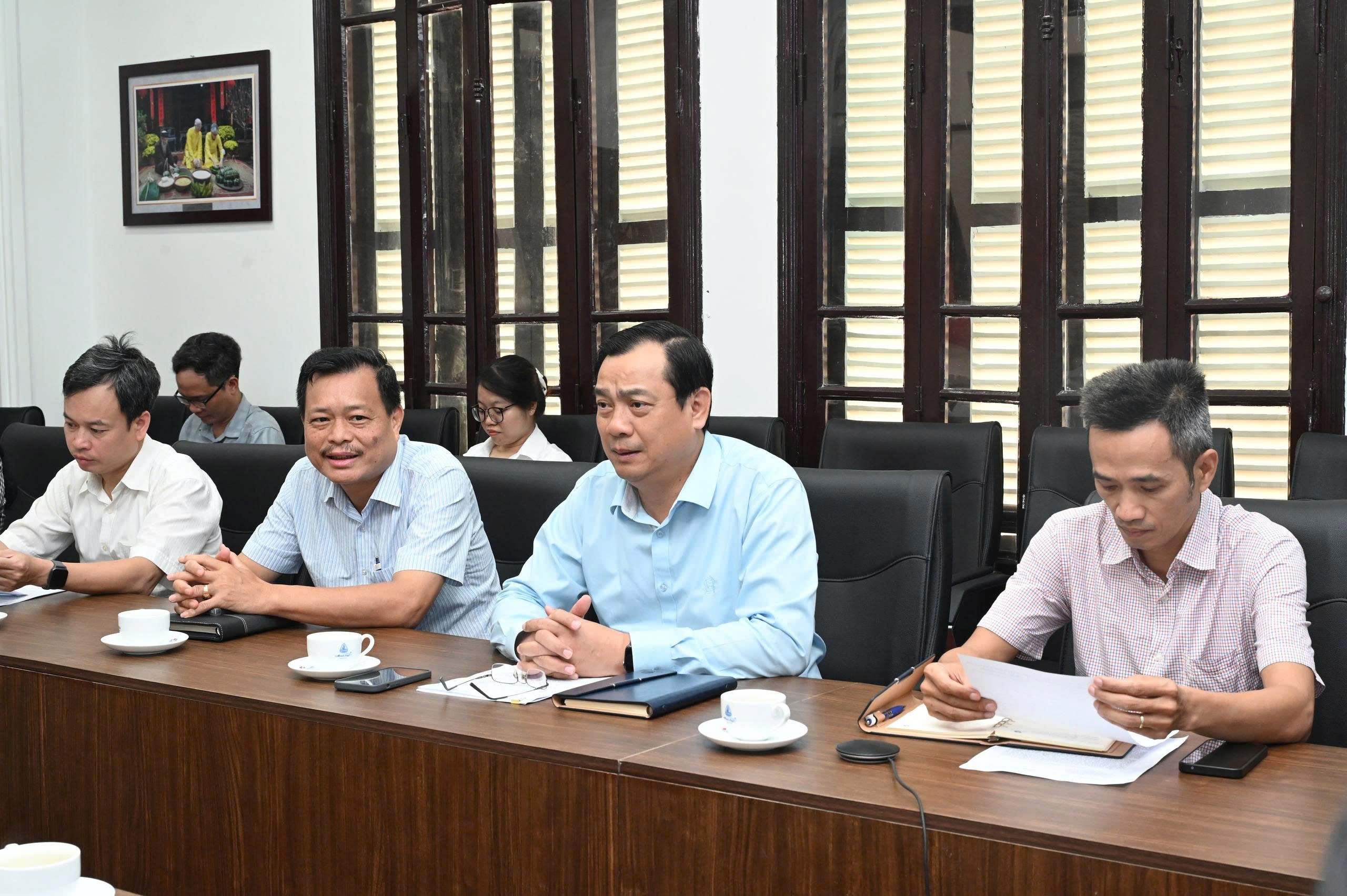 lanh-dao-cuc-1778825094 lanh-dao-cuc-1778825094.jpg