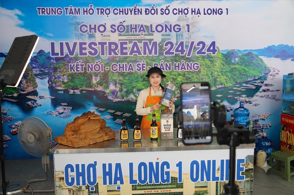 4-gioi-thieu-hang-hoa-2-1785165701 4-gioi-thieu-hang-hoa-2-1785165701.png