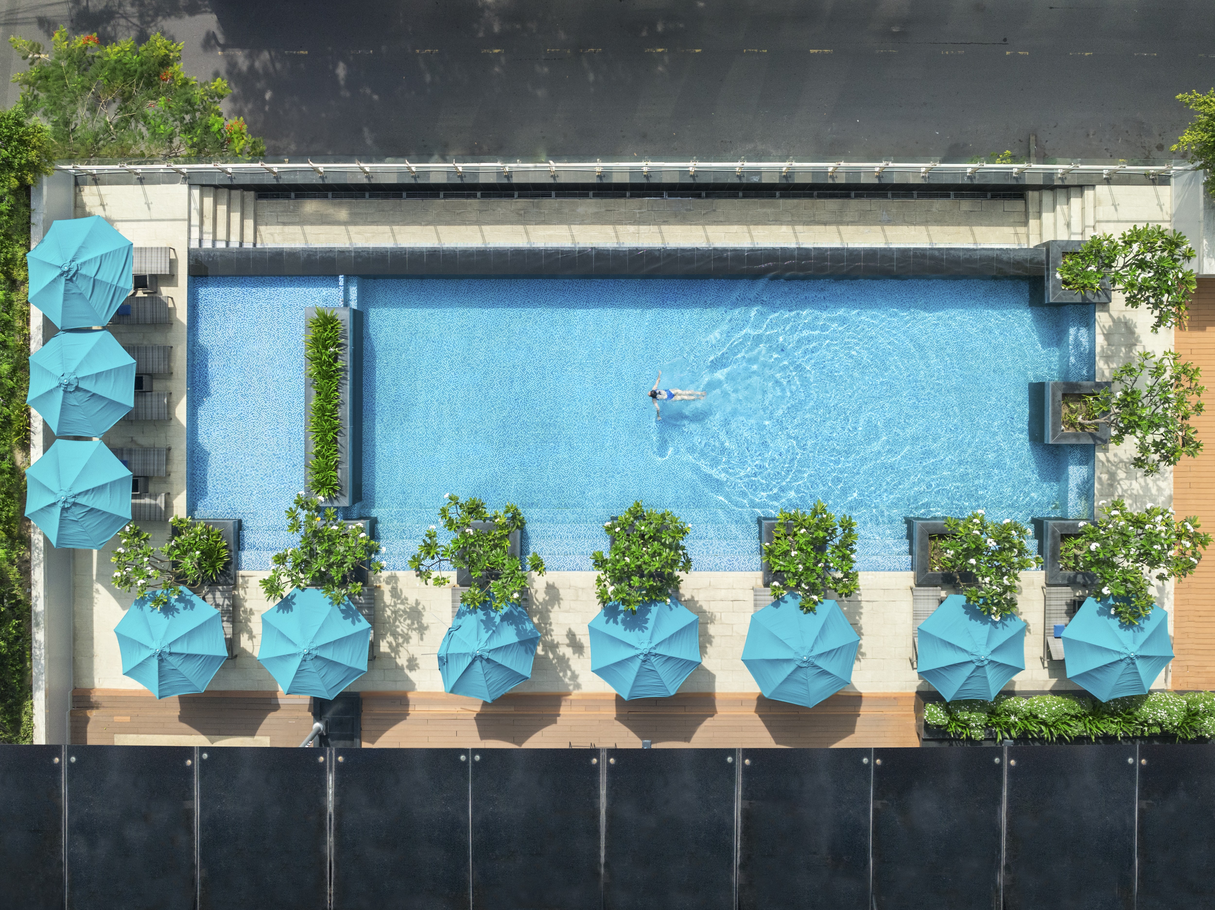 acc-ac127891082-tb-nhatrang-pool-drone-030-1787372610.jpg