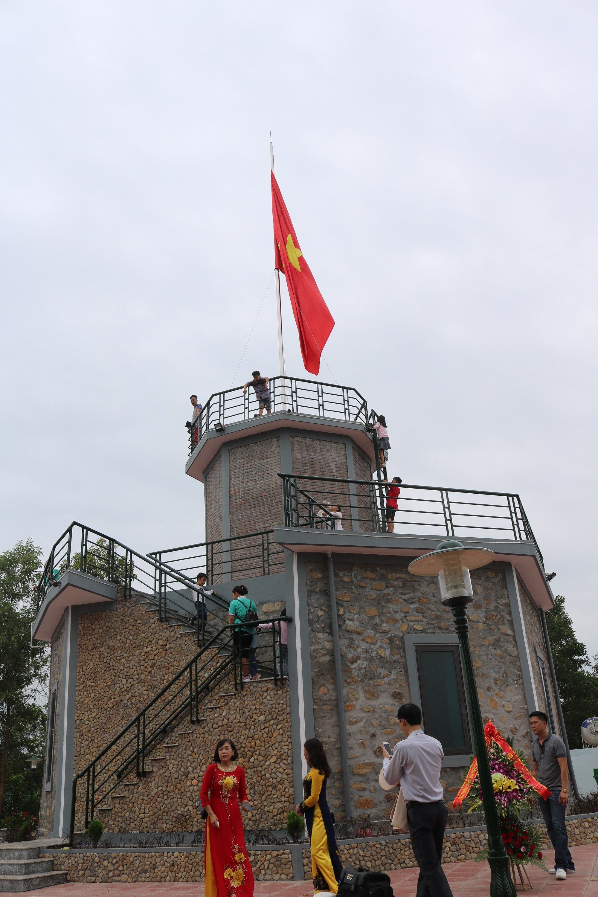cot-co-nui-hua-noi-thanh-lap-chi-bo-dang-dau-tien-cach-day-70-nam-tien-than-cua-dang-bo-huyen-dam-ha-1785686593 cot-co-nui-hua-noi-thanh-lap-chi-bo-dang-dau-tien-cach-day-70-nam-tien-than-cua-dang-bo-huyen-dam-ha-1785686593.jpg
