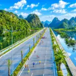Quảng Ninh rộn ràng chào thành phố mới