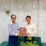 Tạp chí Vietnam Travel trao quyết định bổ nhiệm Thư ký tòa soạn