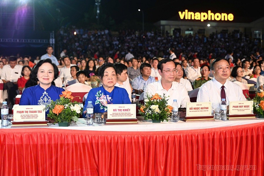 209-dai-bieu-2-1789964489 209-dai-bieu-2-1789964489.jpg