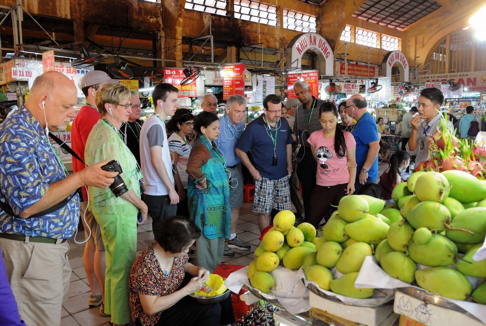 hcm-cho-ben-thanh-tico-tour-1789379217 hcm-cho-ben-thanh-tico-tour-1789379217.jpg