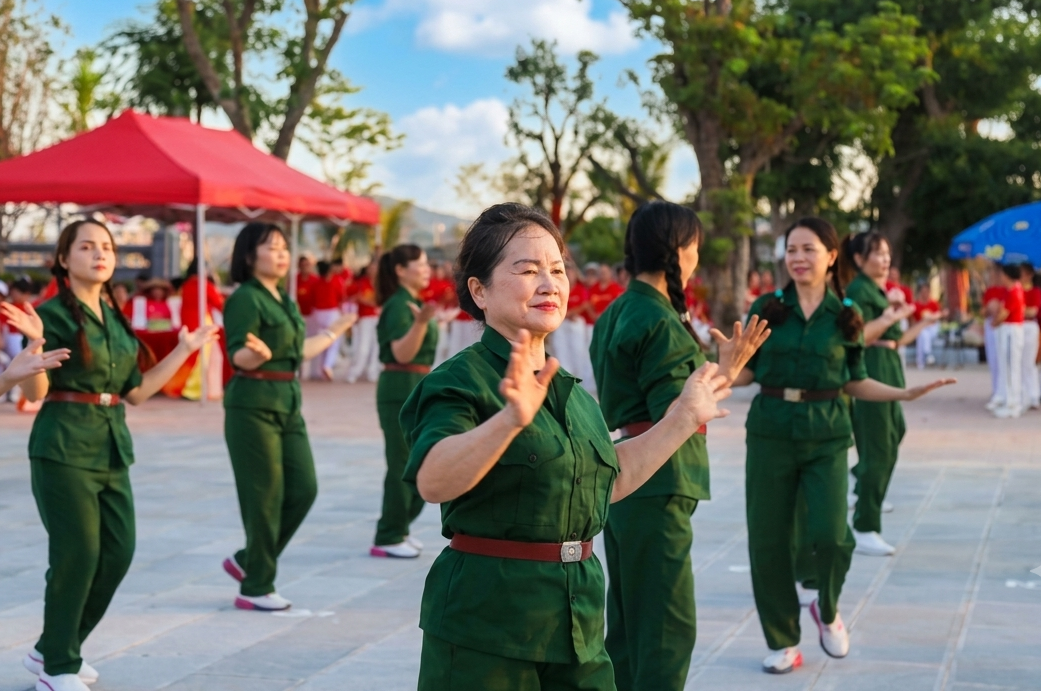 ba-thuy-2-1790956482 ba-thuy-2-1790956482.png